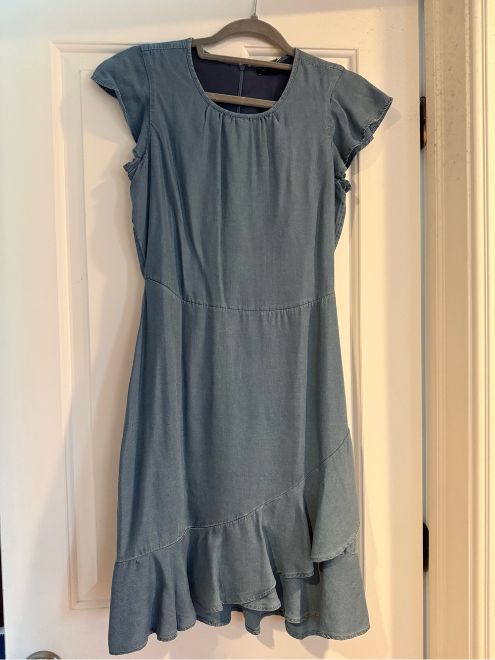 NWT Banana Republic Light Denim Blue Flutter Sleeves Dress